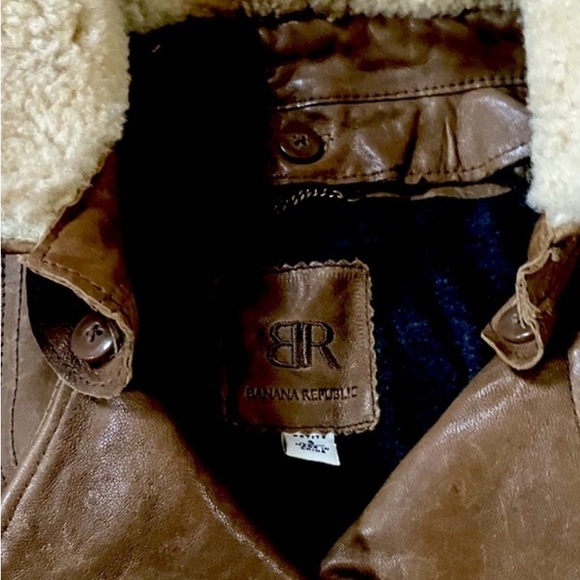 VINTAGE DISTRESSED BANANA REPUBLIC leather jacket - Picture 13 of 14